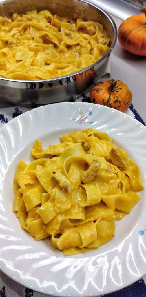 piletina sa testeninom u sosu bundeve