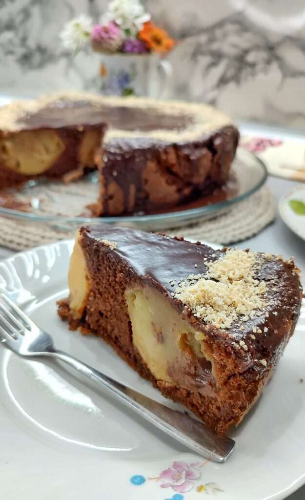 čokoladna tufahija torta