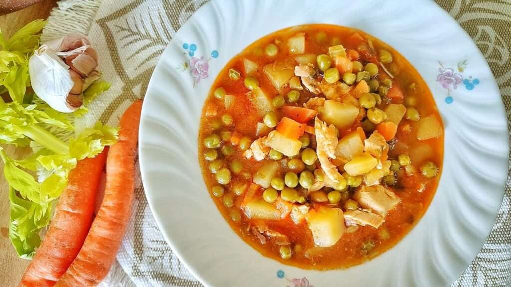 Grašak sa piletinom