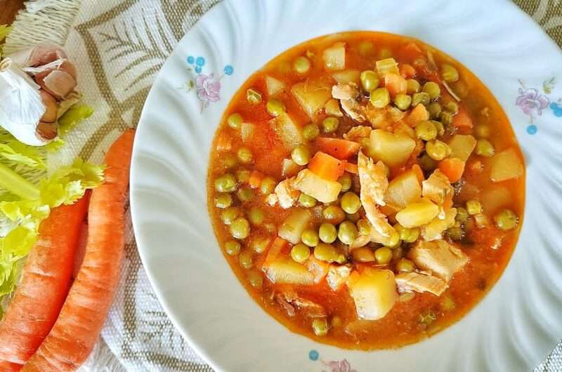 Grašak sa piletinom - lagan, domaći ručak